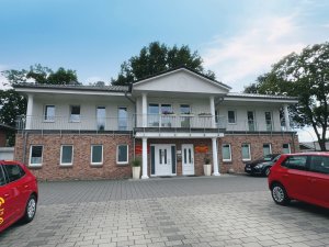 Referenz Mehrfamilien&#8203;h&#228;user 1